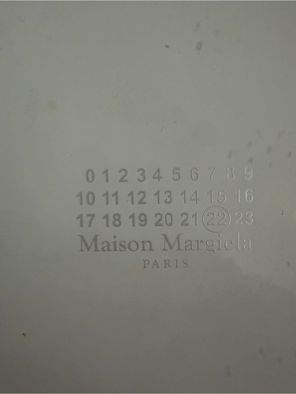 Maison Martin Margiela Rellplica White and Black Paint-Splash Low-Top Sneake - Picture 4 of 11